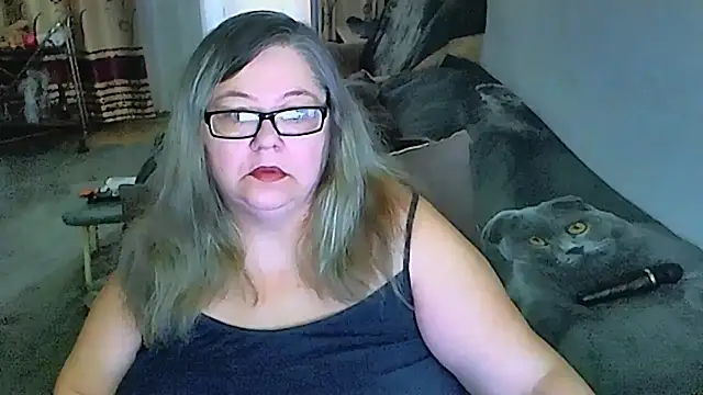 Snapshot of sex2 chatting on May 4, 1:56 am sex2 online show from May 4, 1:56 am