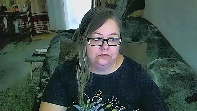 Snapshot of sex2 chatting on May 16, 12:40 am sex2 online show from May 16, 12:40 am