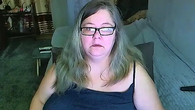 Snapshot of sex2 chatting on May 25, 10:27 pm sex2 online show from May 25, 10:27 pm