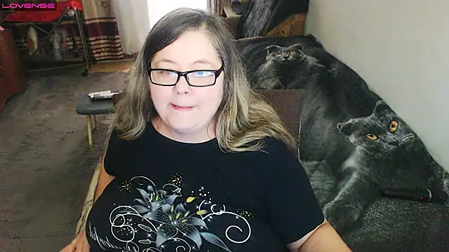 Snapshot of sex2 chatting on May 29, 1:47 am sex2 online show from May 29, 1:47 am