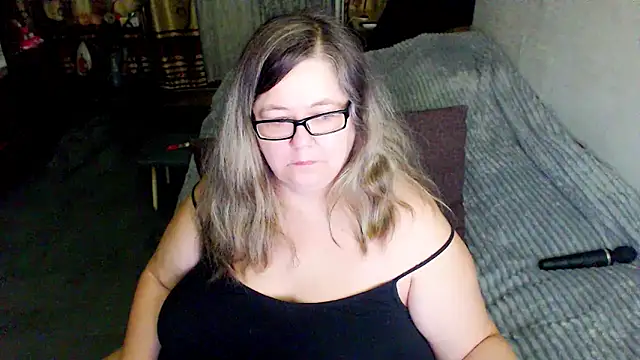 Snapshot of sex2 chatting on June 13, 6:17 pm sex2 online show from June 13, 6:17 pm