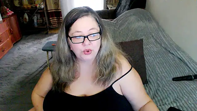 Snapshot of sex2 chatting on June 14, 3:30 am sex2 online show from June 14, 3:30 am