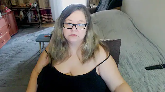 Snapshot of sex2 chatting on June 15, 12:13 am sex2 online show from June 15, 12:13 am