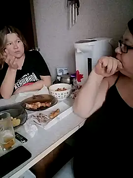 sex2 online show from July 11, 12:52 pm