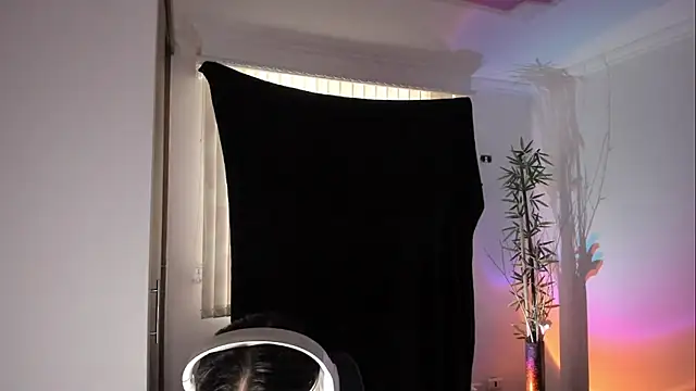 Snapshot of Giordano_Russo chatting on May 20, 10:05 pm Giordano Russo online show from May 20, 10:05 pm