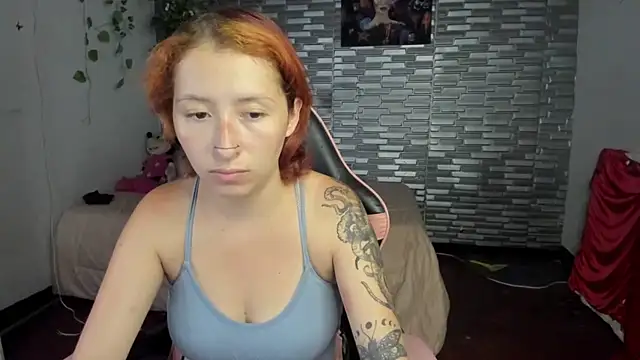 Snapshot of Ginger_Sweetty chatting on September 19, 12:56 am Ginger Sweetty online show from September 19, 12:56 am