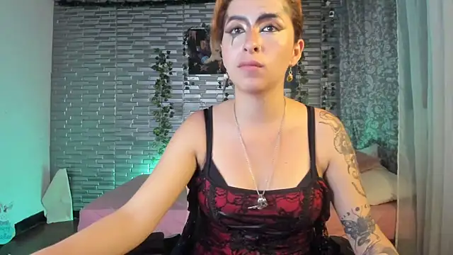 Snapshot of Ginger_Sweetty chatting on October 26, 12:49 am Ginger Sweetty online show from October 26, 12:49 am