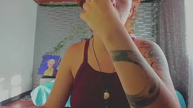 Snapshot of Ginger_Sweetty chatting on December 15, 8:46 pm Ginger Sweetty online show from December 15, 8:46 pm