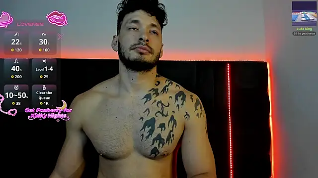 Snapshot of alejandro__2 chatting on February 26, 5:23 pm alejandro 2 online show from February 26, 5:23 pm