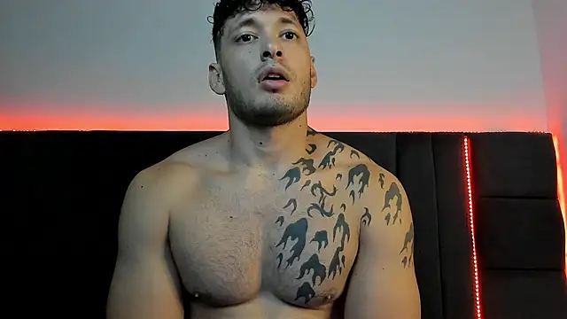 Snapshot of alejandro__2 chatting on March 5, 5:31 pm alejandro 2 online show from March 5, 5:31 pm