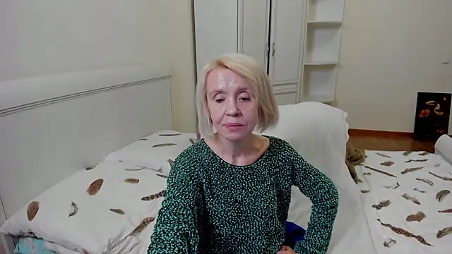 aminalive online show from October 11, 4:49 pm