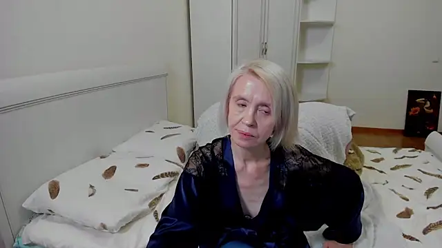 aminalive online show from October 19, 5:57 pm