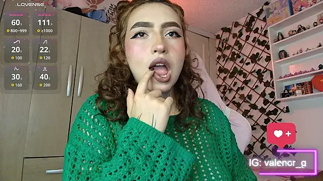 valenor  online show from March 12, 3:12 am