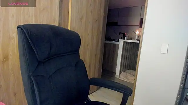 keyn laurent 1 online show from February 25, 11:55 pm