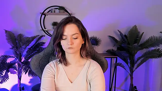 Snapshot of SamantaLong chatting on December 2, 11:40 pm SamantaLong online show from December 2, 11:40 pm