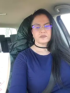 x  KHALEESI  x online show from March 11, 9:37 am