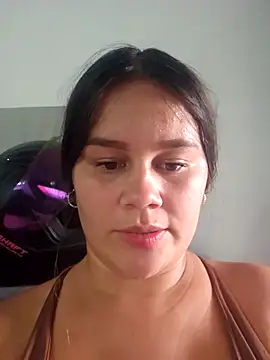 sweet lucia online show from February 16, 10:06 pm