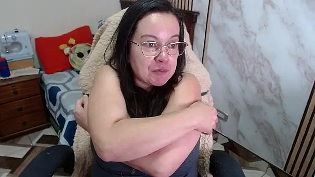 Sonialorens  online show from January 31, 7:11 pm