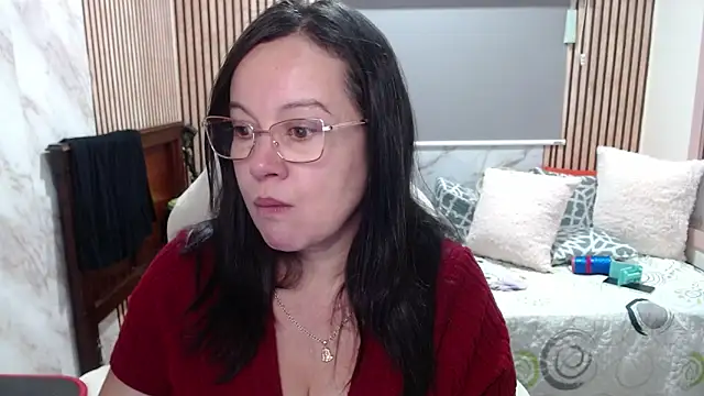 Snapshot of Sonialorens_ chatting on May 15, 5:31 pm Sonialorens online show from May 15, 5:31 pm