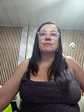 Snapshot of Sonialorens_ chatting on June 27, 8:03 pm Sonialorens online show from June 27, 8:03 pm