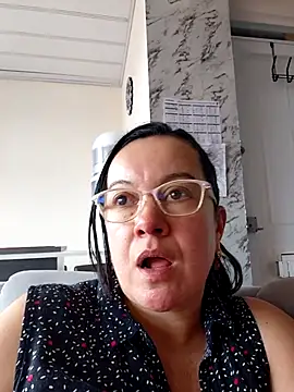 Snapshot of Sonialorens_ chatting on July 15, 7:19 pm Sonialorens online show from July 15, 7:19 pm