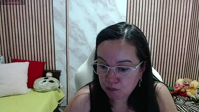 Snapshot of Sonialorens_ chatting on July 24, 10:08 pm Sonialorens online show from July 24, 10:08 pm