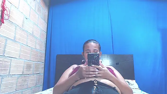 isabella dirty69 online show from March 12, 3:40 pm