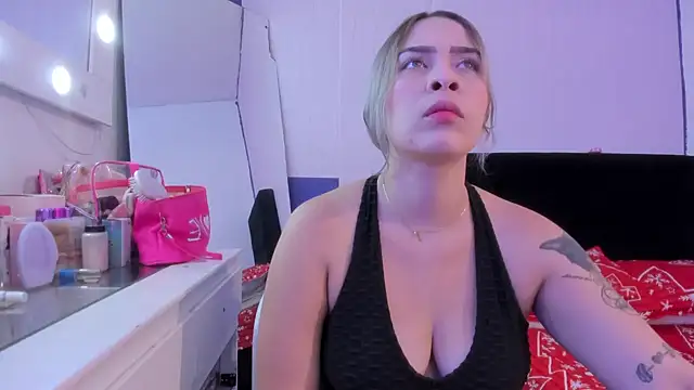 Byanca Winklar online show from December 16, 5:43 pm