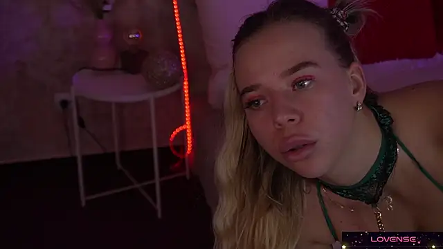 Sexy Ira online show from February 4, 12:11 pm