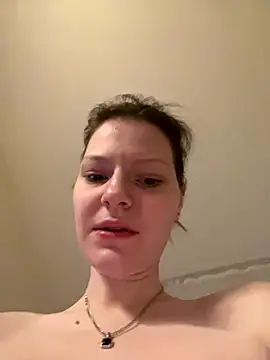 MaryHiggins online show from December 14, 8:02 pm