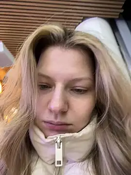 MaryHiggins online show from January 12, 4:56 pm