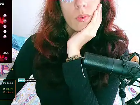 thecherry Paulette online show from October 27, 2:10 pm