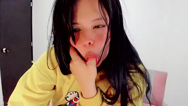 Snapshot of ariakyubi chatting on January 22, 5:59 am ariakyubi online show from January 22, 5:59 am