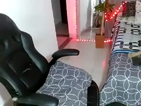 Ariana girlhots online show from March 13, 7:31 am