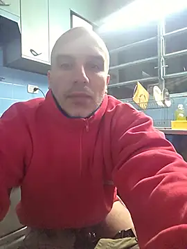 Snapshot of Dario618 chatting on June 24, 2:43 am Dario618 online show from June 24, 2:43 am