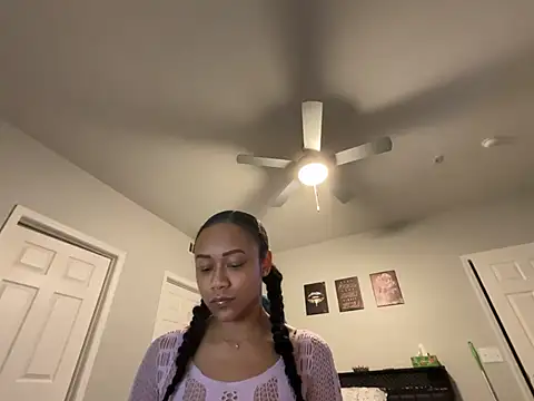 RylHoneyy online show from January 11, 3:22 am