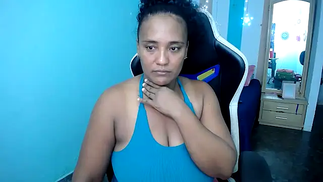 Snapshot of marysol83 chatting on October 2, 12:50 am marysol83 online show from October 2, 12:50 am