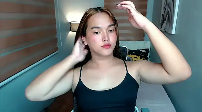 MoaningKylie online show from December 13, 10:08 am