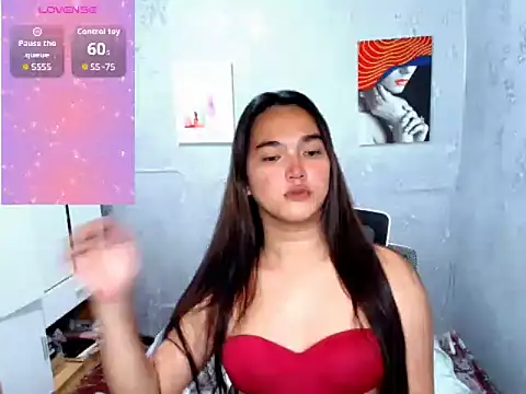 MoaningKylie online show from October 12, 3:44 pm