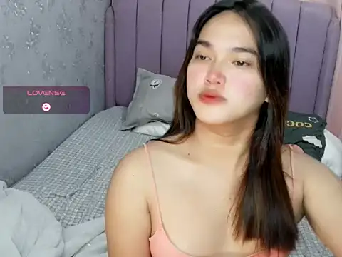 MoaningKylie online show from March 4, 3:12 am