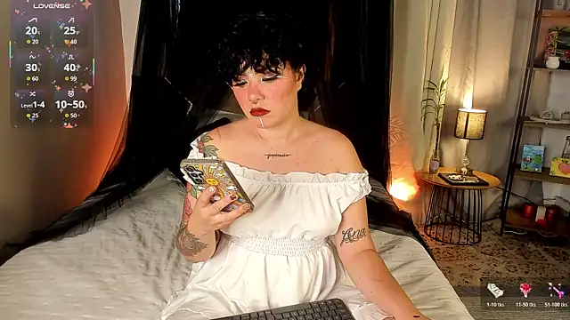 Amy art online show from July 30, 9:25 pm