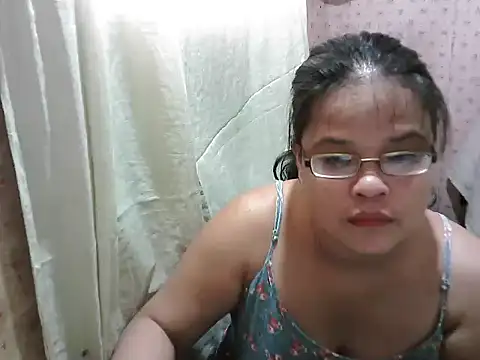 abiemayhottiey online show from October 2, 5:58 am