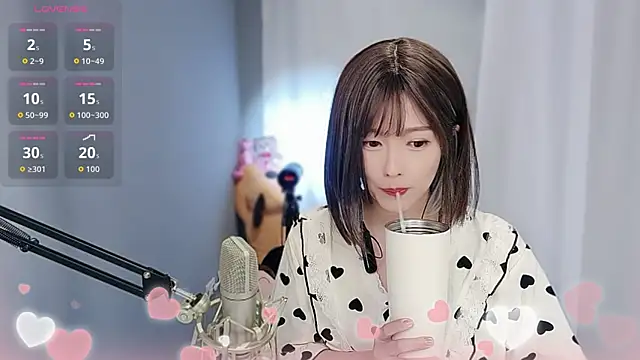 Snapshot of tw_lala chatting on April 10, 4:55 pm tw lala online show from April 10, 4:55 pm