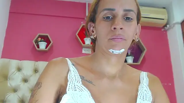 Amber Moore online show from March 14, 11:22 pm