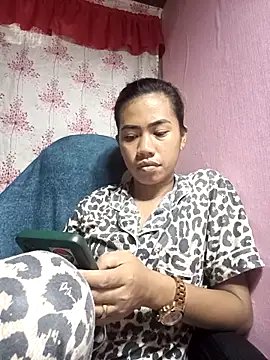 Snapshot of Cutie_body11 chatting on September 11, 12:44 am Cutie body11 online show from September 11, 12:44 am