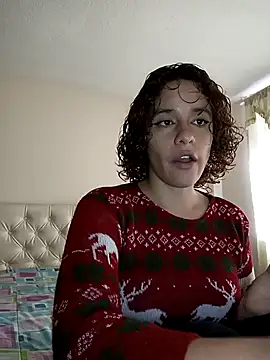 EmmaMelissa0521 online show from January 3, 9:36 pm