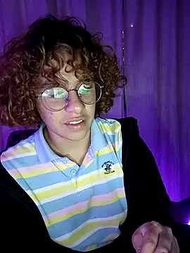 EmmaMelissa0521 online show from February 18, 1:32 am