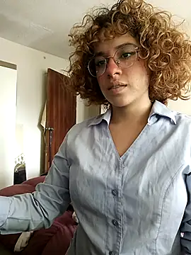 EmmaMelissa0521 online show from March 16, 7:49 pm