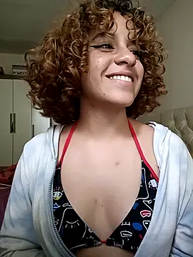 EmmaMelissa0521 online show from March 19, 8:11 pm