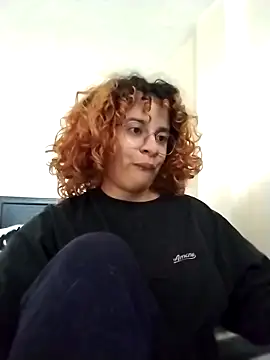 EmmaMelissa0521 online show from February 6, 6:11 pm